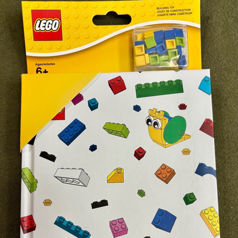 LEGO Notebook, Baseplate Cover Dark Bluish Gray with 1 x 1 Tiles 85379 UNOPENED